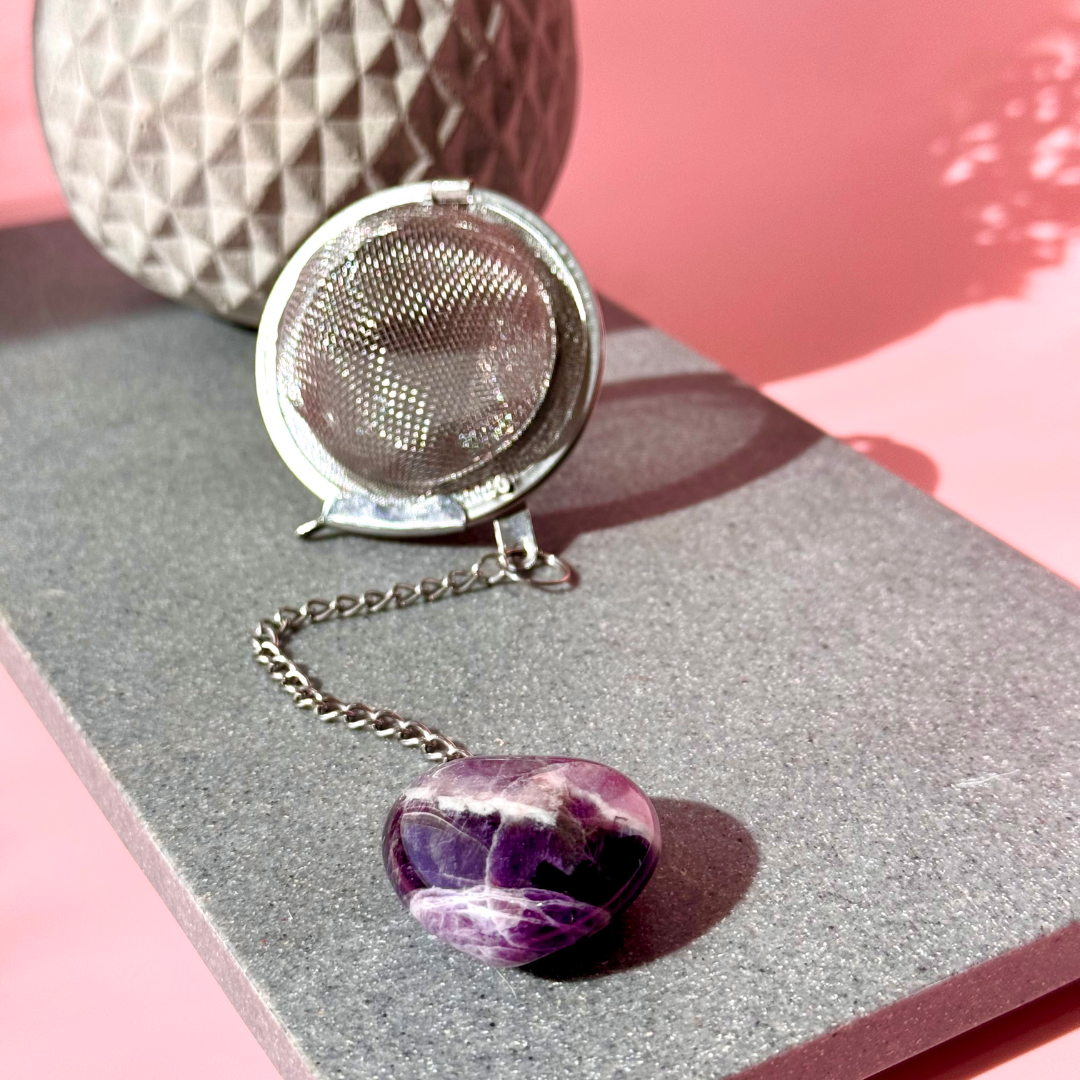 AMETHYST HEART-SHAPED TEA INFUSER BALL